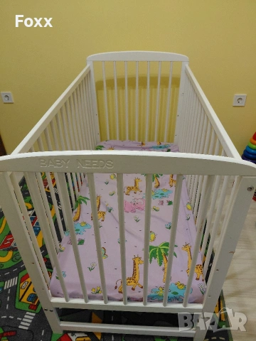 Дървено бебешко креватче BABY NEEDS, снимка 3 - Кошарки - 53479127
