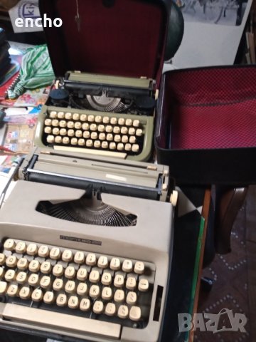 Ретро пишеща машина амперметърр 