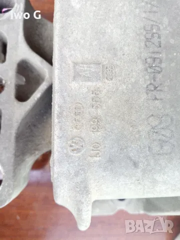 Тампон двигател за VOLKSWAGEN GOLF 4 90 КОНЯ, снимка 3 - Части - 49859596