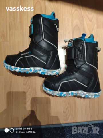 Snowboard обувки Burton, снимка 1 - Зимни спортове - 44226463