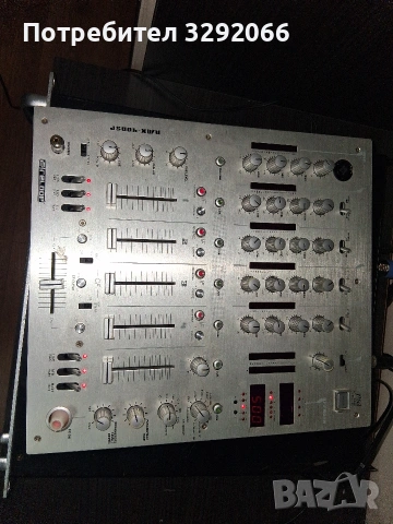 миш пулт, снимка 3 - Ресийвъри, усилватели, смесителни пултове - 53077397