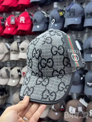 шапка с козирка christian dior  valentino garavani emporio armani celine fendi gucci, снимка 15 - Шапки - 50422542