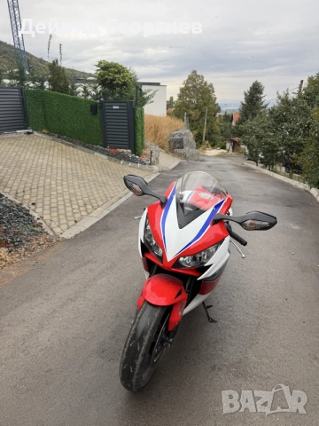 Honda cbr 1000rr