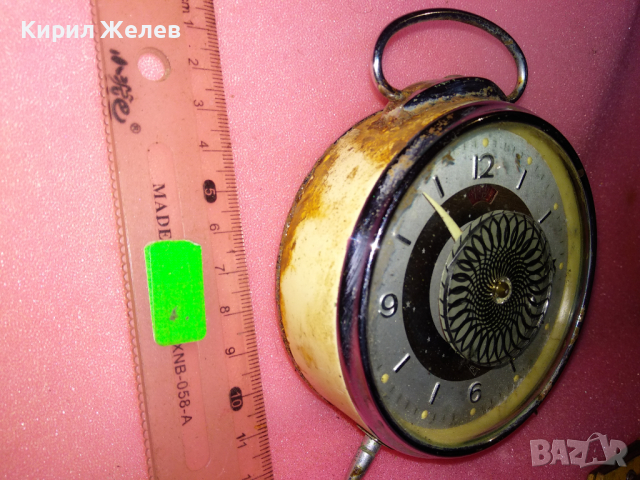 Стар РЯДЪК РЕТРО КОЛЕКЦИОНЕРСКИ МЕХАНИЧЕН БУДИЛНИК КИТАЙ РАНЕН СОЦ ФУНКЦИОНИРАЩ 40770, снимка 10 - Антикварни и старинни предмети - 44549203