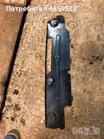 Лайсна над десен фар на камион Волво само за 10лв. 82056991 rh, снимка 2 - Части - 52543941