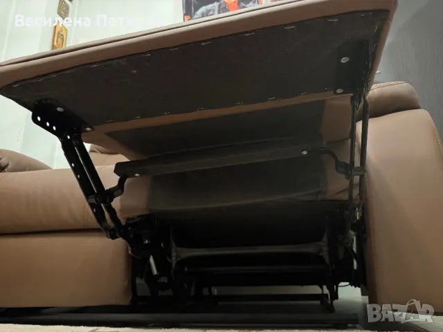 Диван, снимка 3 - Дивани и мека мебел - 48559641