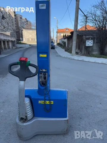 Електрическа палетна количка JUNGHEINRICH, снимка 3 - Подемници - 48163228