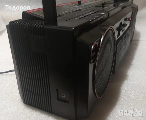 Hitachi TRK-3D2E Stereo Radio Cassette Recorder , снимка 10 - Радиокасетофони, транзистори - 55878745