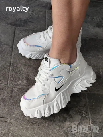 🌺👉 Nike Дамски Маратонки, снимка 3 - Маратонки - 49520998