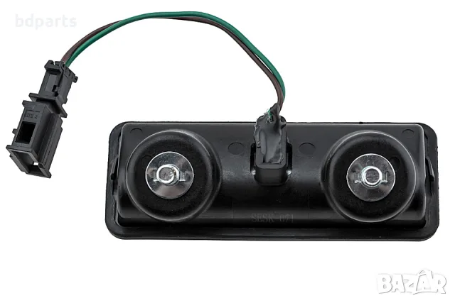 Бутон за отваряне на багажник, Skoda, Fabia 1 Комби, 2 ПИН, снимка 4 - Части - 56142739