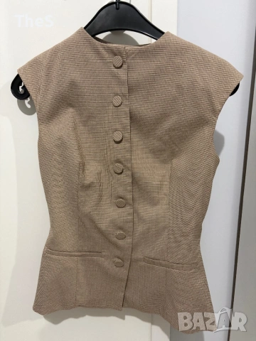 Елегантен елек ЗАРА. Без нито една забележка 