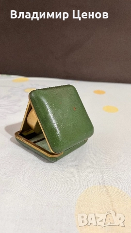 Стар часовник в кутия, снимка 2 - Друга електроника - 51957481