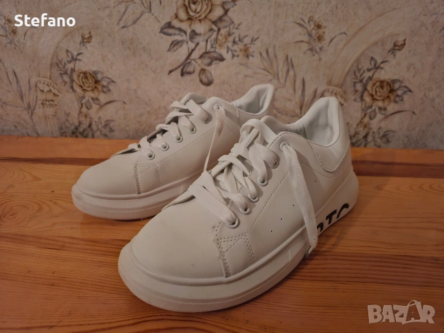 Бели Мъжки маратонки, снимка 5 - Кецове - 53125989