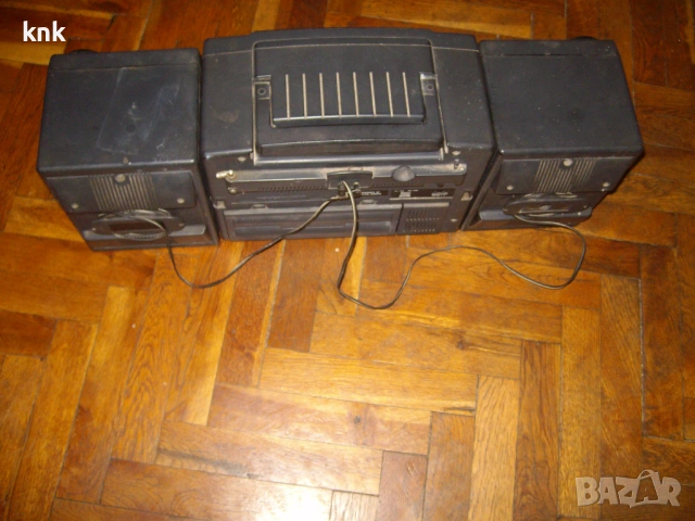 Касетофон Philips, снимка 3 - Радиокасетофони, транзистори - 53255507