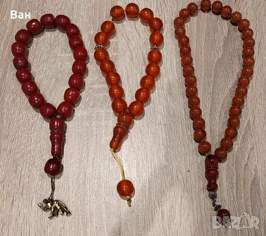 Балтийски кехлибар-колие, и 3 броеници. , снимка 2 - Колиета, медальони, синджири - 53598073