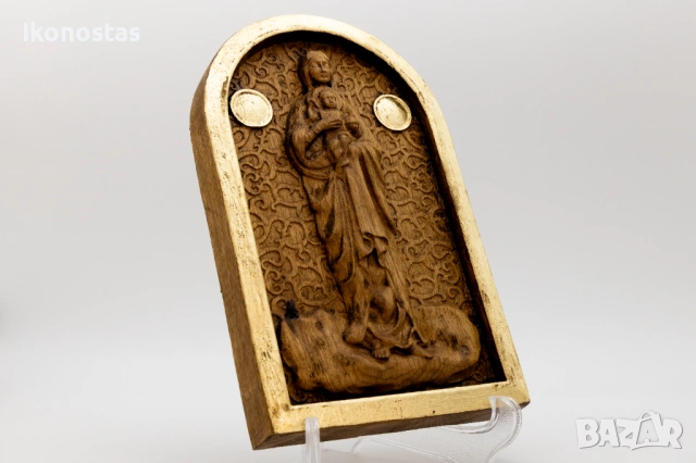 Релефна икона на Богородица с младенеца от масивен дъб, снимка 2 - Икони - 53223312