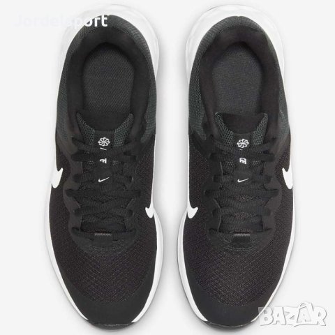 Маратонки Nike Revolution 6 NN, снимка 4 - Маратонки - 44449219