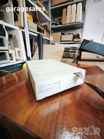 Правец 8, Епъл II , Флопи 8 битово, българско., снимка 3 - Антикварни и старинни предмети - 52918681