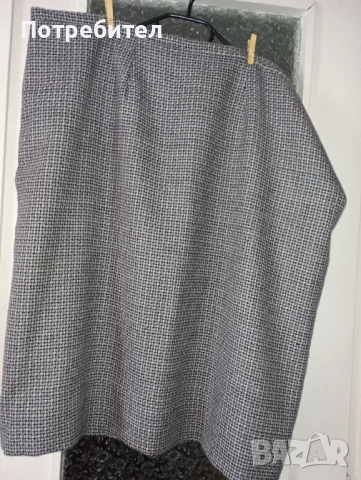 Дамски вълнен  костюм – пола и сако за едри дами  , снимка 2 - Костюми - 52519727