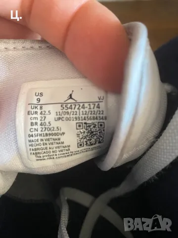 Nike Air Jordan 1 Mid, снимка 5 - Маратонки - 49970200