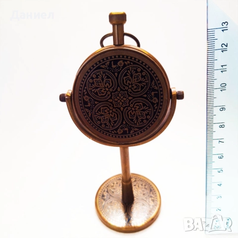 Бронзов часовник с ретро дизайн , снимка 2 - Подаръци за имен ден - 46726022