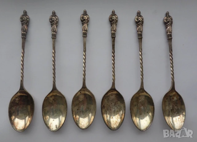 Комплект от шест сребърни лъжички за чай, кафе