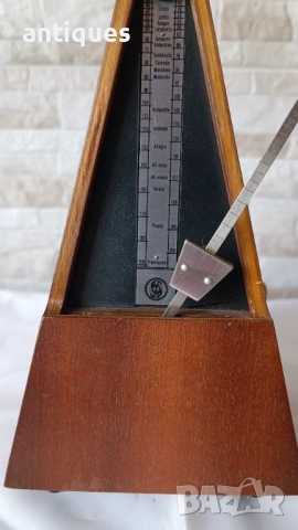 Метроном - System Maelzel - Made in GDR - 1960"г., снимка 2 - Антикварни и старинни предмети - 53160735