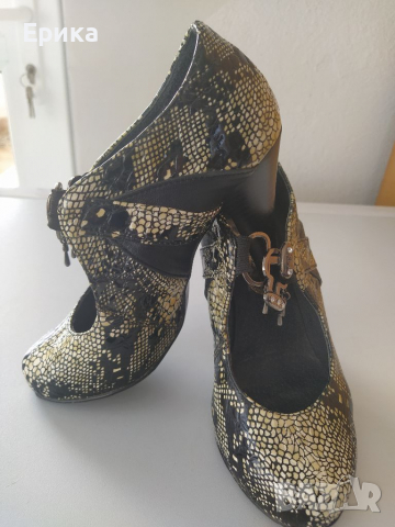 Обувки номер 35, снимка 3 - Дамски обувки на ток - 36401897