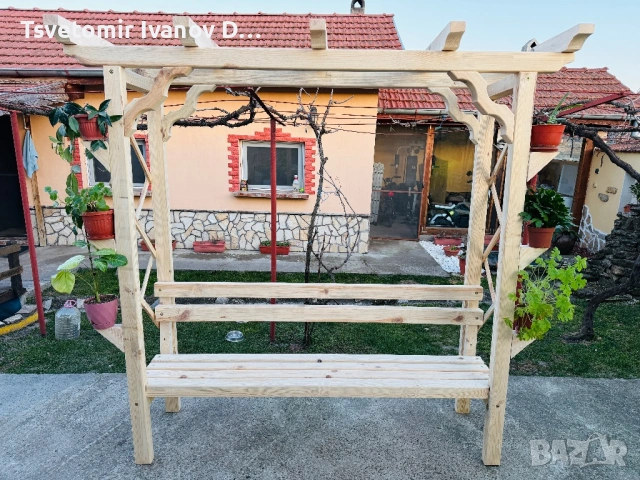Арка с пейка и 6 поставки за цветя !, снимка 2 - Градински мебели, декорация  - 53813313