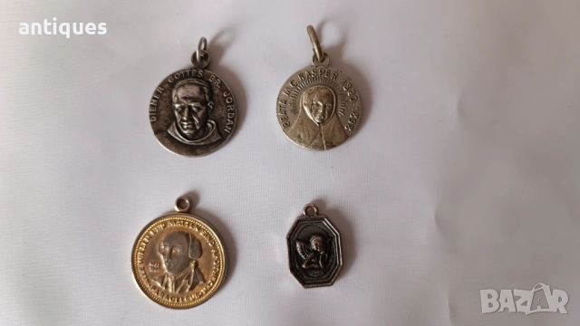 Стари религиозни медали - католически - сребърни и други