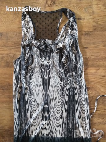 guess - страхотна рокля КАТО НОВА, снимка 6 - Рокли - 40683798