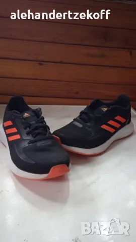 Маратонки Adidas, снимка 6 - Маратонки - 50430784