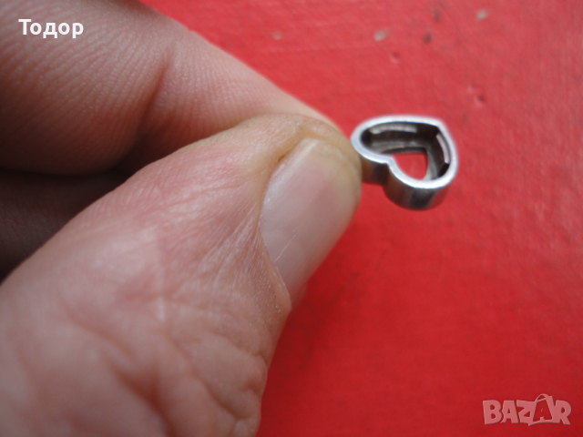 Сребърна висулка медальон с камъни 925, снимка 6 - Колиета, медальони, синджири - 44620224