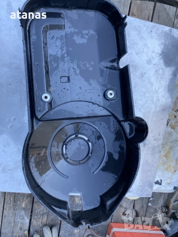 капак на маховик yamaha f80-100, снимка 2 - Части - 56129277