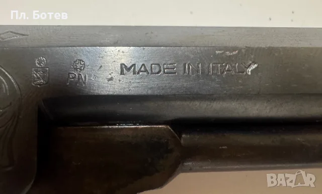 Револевер Colt Navy 1851, снимка 4 - Антикварни и старинни предмети - 55836195