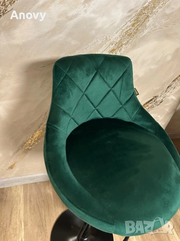 Елегантен бар стол – кадифе, регулируем – 70 €, снимка 2 - Столове - 53866636