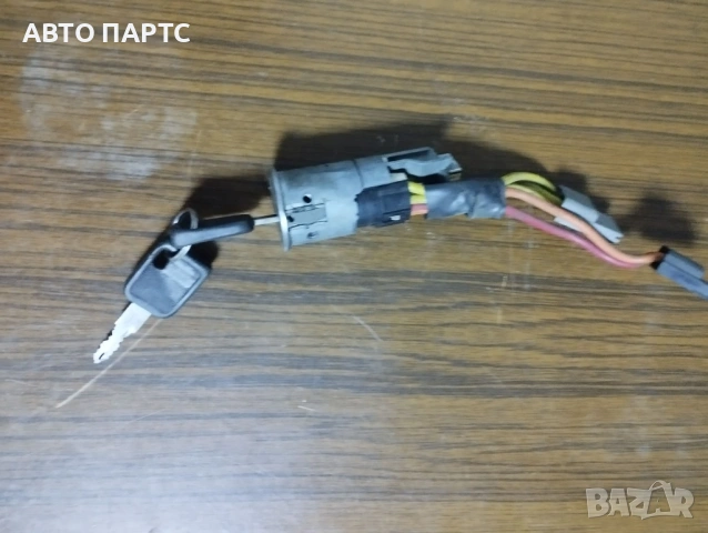 Контактен ключ за РЕНО 19, снимка 2 - Части - 53069415