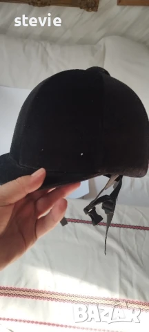 Каска за конна езда