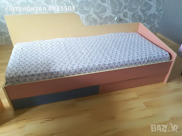 Еденично детско легло с 2 чекмеджета +ракла и бюро