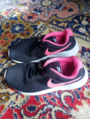 Маратонки Найк/ Nike и Декатлон , снимка 3 - Детски маратонки - 56232817