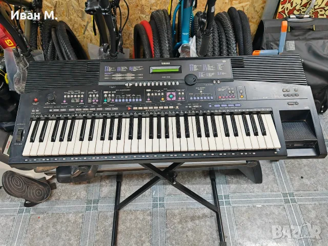 синтезатор Yamaha PSR 1700 