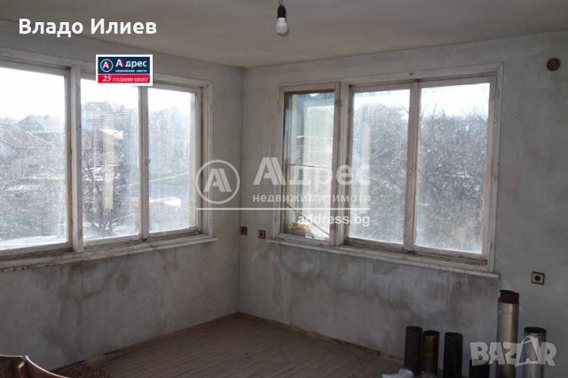 3 -етажна масивна/на плоча/ тухлена къща с двор в с. Гецово,общ .Разград без посредник  и комисиони, снимка 17 - Къщи - 29754638