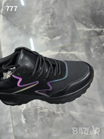 дамски обувки маратонки , снимка 2 - Маратонки - 47611960