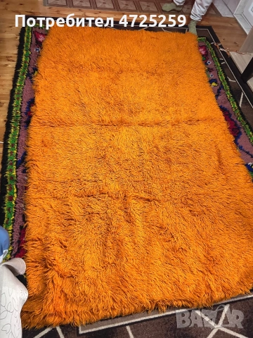 Ръчно тъкан вълнен реснач – едноцветен оранжев, снимка 2 - Покривки за легло - 53302207