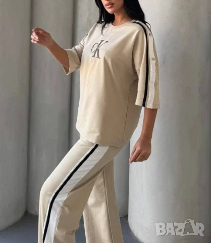 Спортен екип с овърсайз тениска  calvin klein, снимка 2 - Спортни екипи - 50976683