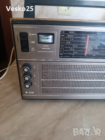 Ретро радио Selena B-216 - работещо, снимка 2 - Радиокасетофони, транзистори - 51753538
