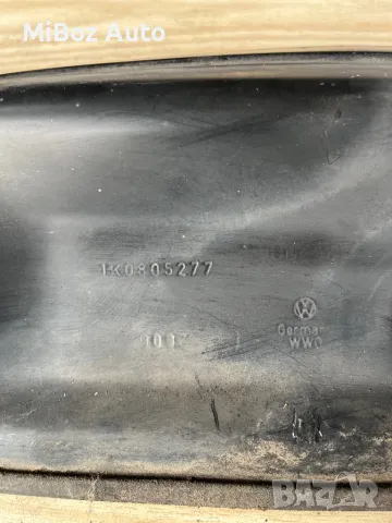 Панел в коша на двигателя Фолксваген Голф 5 VW Golf, снимка 3 - Части - 50104271