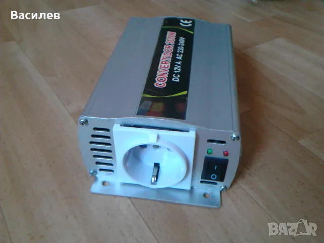 Инвертор 12-220V /300W, снимка 2 - Други - 48022561