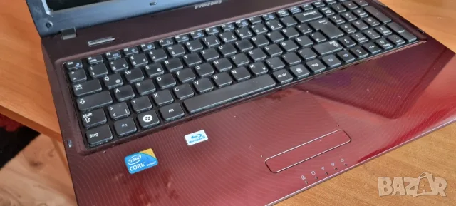 Лаптоп Samsung NP-R580 i3 15.6'' , снимка 2 - Лаптопи за дома - 55966281