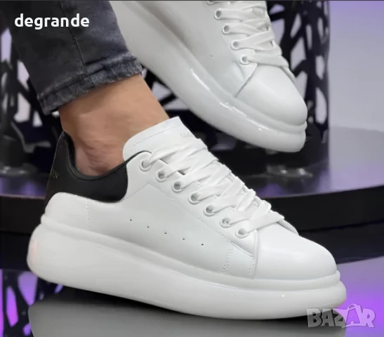 Бели маратонки Alexander McQueen, снимка 2 - Маратонки - 51313392